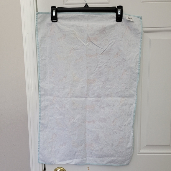 Harrods Light Blue Dog Pet Bandana Handkerchief Dog Breeds Cartoon 18" X 27.5" - Picture 3 of 8